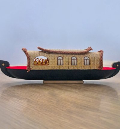 Kerala Houseboat – 8 Inch Handcrafted Wooden Home Decor - Elegant Kerala Souvenir & Unique Gift