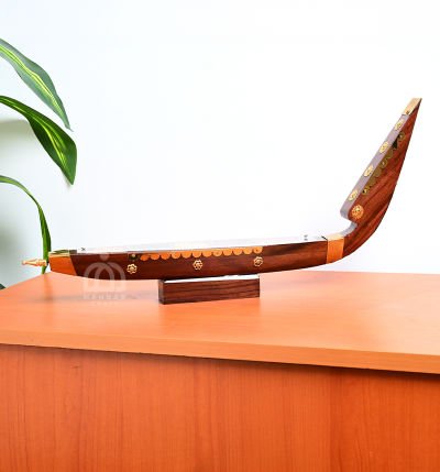 Handcrafted Traditional Wooden Chundan Vallam Miniature with Stand & Original Spices – 44.5cm Decorative Ethnic Boat for Home Decor & Gifting