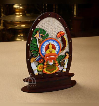 Handcrafted Kathakali Wooden Memento – Kerala Cultural Art Showpiece with Chenda Melam Drummers & Traditional Decor | Souvenir Gift by Mannar Craft