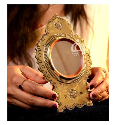 Handcrafted Aranmula Kannadi Traditional Metal Mirror with Back Stand - 3 Inch Kerala Artifact