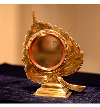 Aranmula Kannadi – Alilapeedom Model | Handcrafted Kerala Metal Mirror – 3 Inch Traditional Mirror