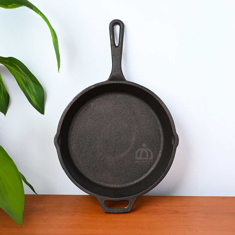 Pre-Seasoned Cast Iron Oven Skillet – Heavy-Duty Frying Pan for Baking, Searing & Everyday Cooking
