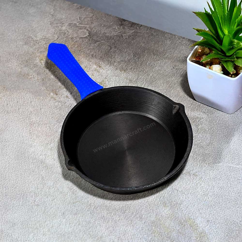 Pre-Seasoned Cast Iron Skillet – 6 Inch Diameter | Compatible with Gas Stove, Induction & Oven
