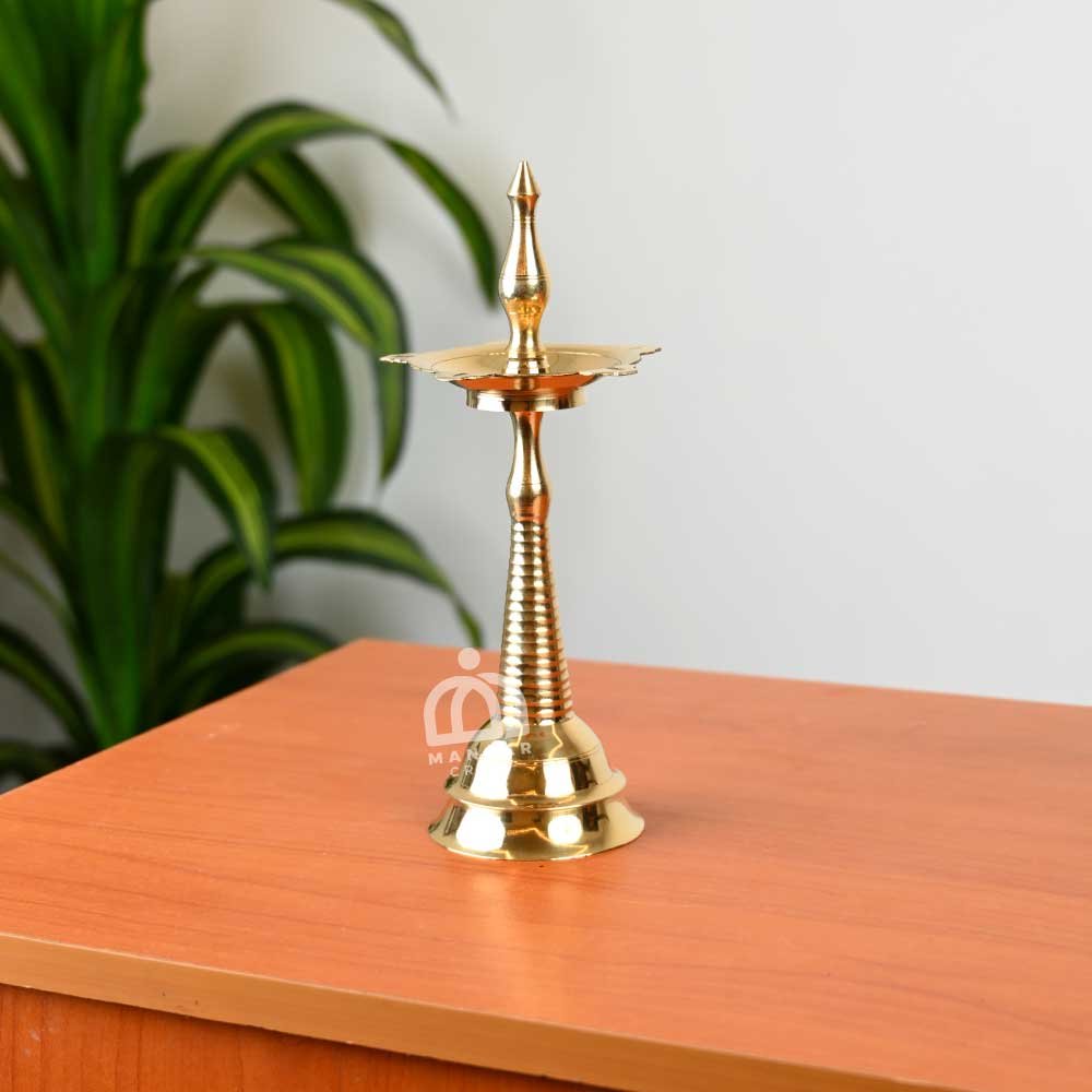 Brass Kerala Nilavilakku with Wicks – Traditional Brass Oil Lamp for Home & Temple