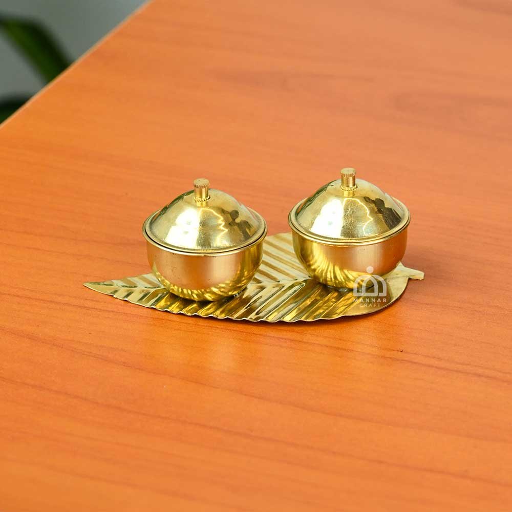 Brass Neem Leaf Sindoor Box – Traditional Kumkum Cheppu for Pooja, Wedding & Gifting | Brass Kumkum Holder with Lid