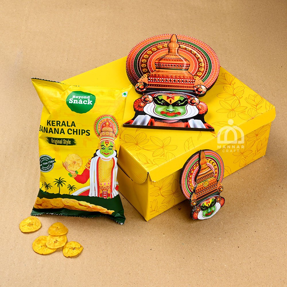 Mannar Craft Onam Combo – Kathakali Wall Decor, Kathakali Fridge Magnet & Banana Chips