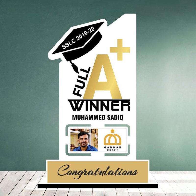  Roll over image to zoom in  Mannar craft Special Appreciation Memento with Photo 