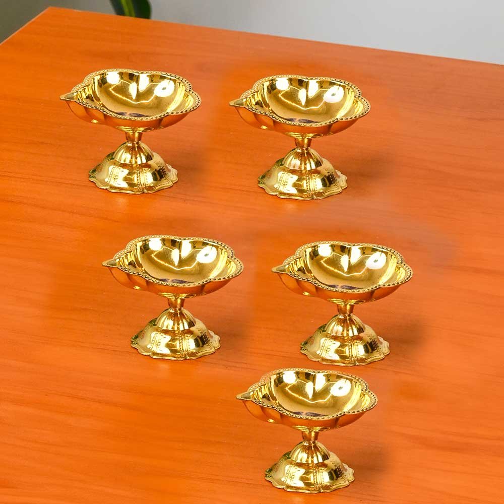 Large Brass Diya Set of 5 – Traditional Pooja Oil Lamps for Diwali, Festivals & Home Decor