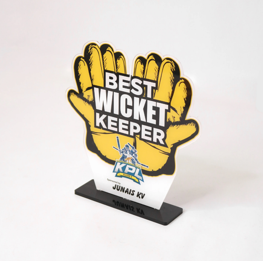 Mannar Craft Best Wicket Keeper Cricket Mementos 8.1H X 7.9W Inch