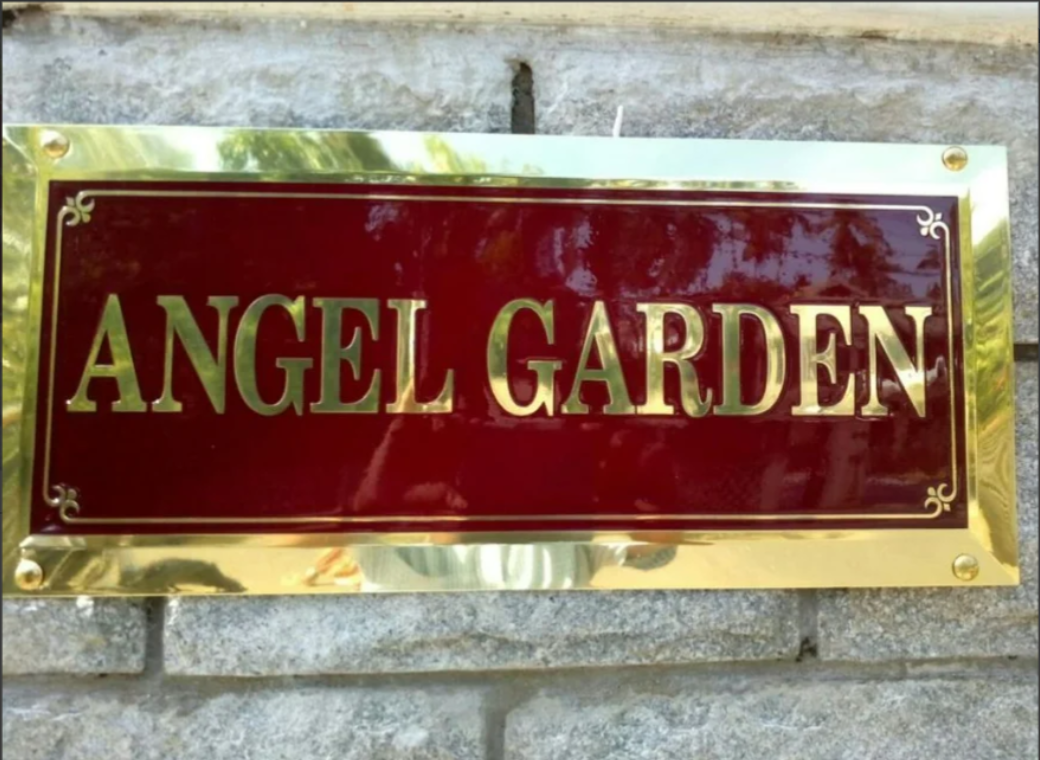 Mannar Craft Brass Name Plates, Shape : Rectangular,12x5 Inches