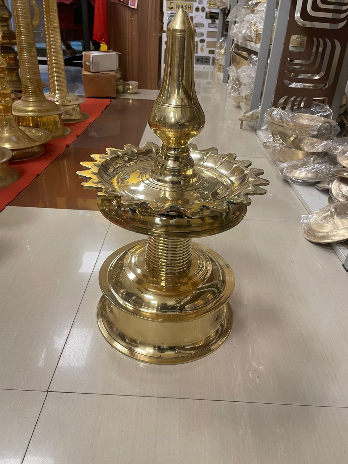 Kerala Traditional Brass Bhadradeepam Temple Nilavilakku