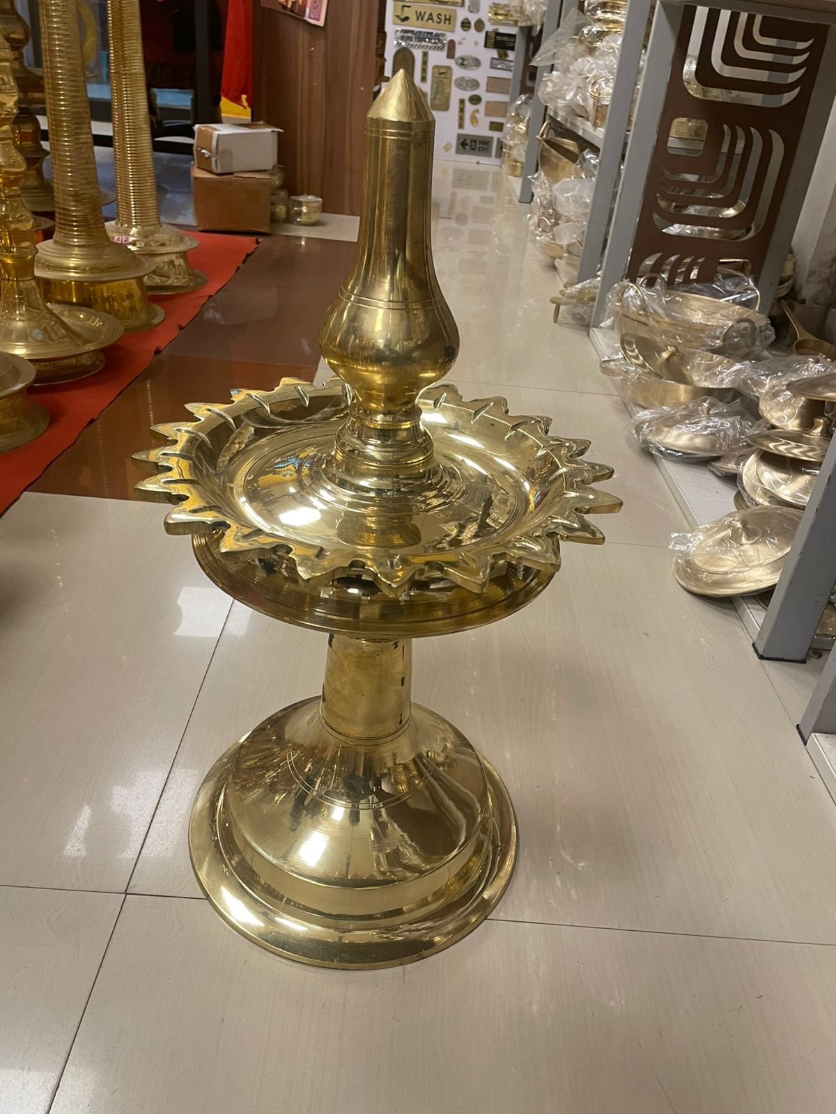 Brass Bhadradeepam Nilavilakku –  Traditional Temple Oil Lamp