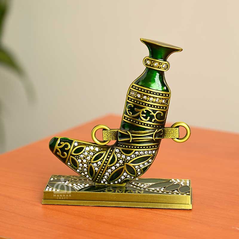 Omani Khanjar Decorative Showpiece – Traditional Oman Dagger Replica