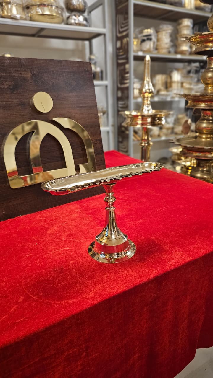 Paathi Vilakku – Handmade Traditional Kerala Oil Lamp