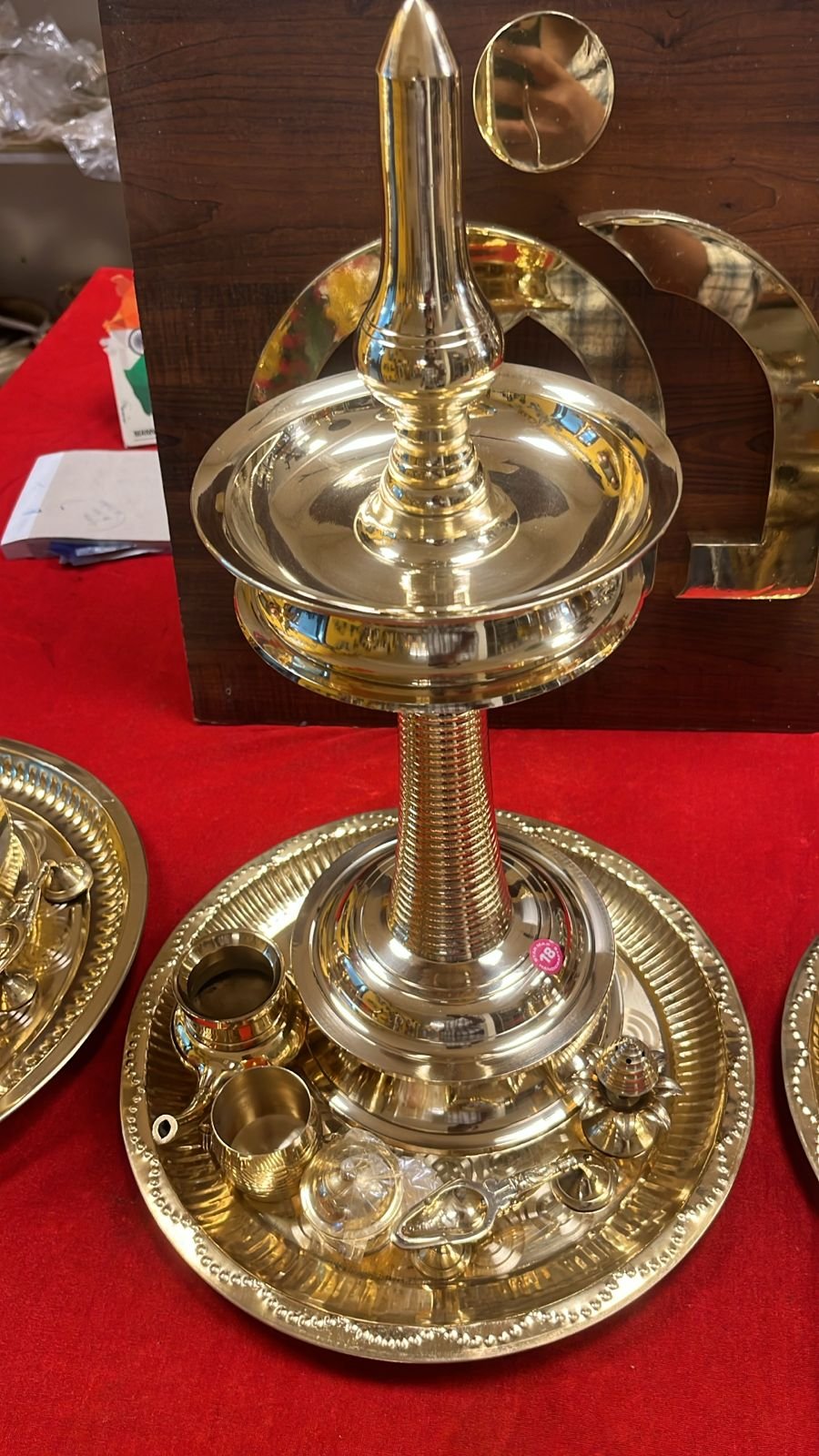 Pooja Thali Set of 7 With 18Inch Vilakku – Traditional Wedding & Gift Set