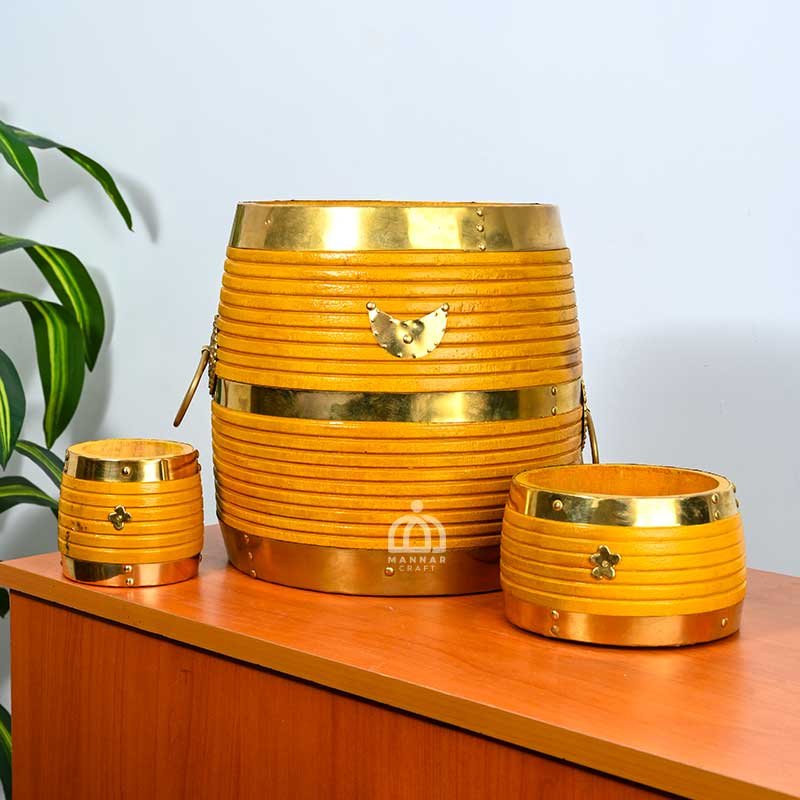 Wooden Plaavu Vadi Para Set with Changazhi & Naazhi – Handcrafted Jackfruit Wood Para with Brass Decoration - 10.5 inch