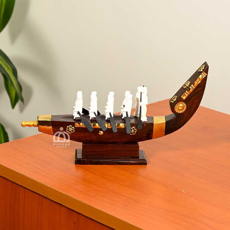 Handcrafted Kerala Snake Boat with Men Figurines | Traditional Wooden Chundan Vallam