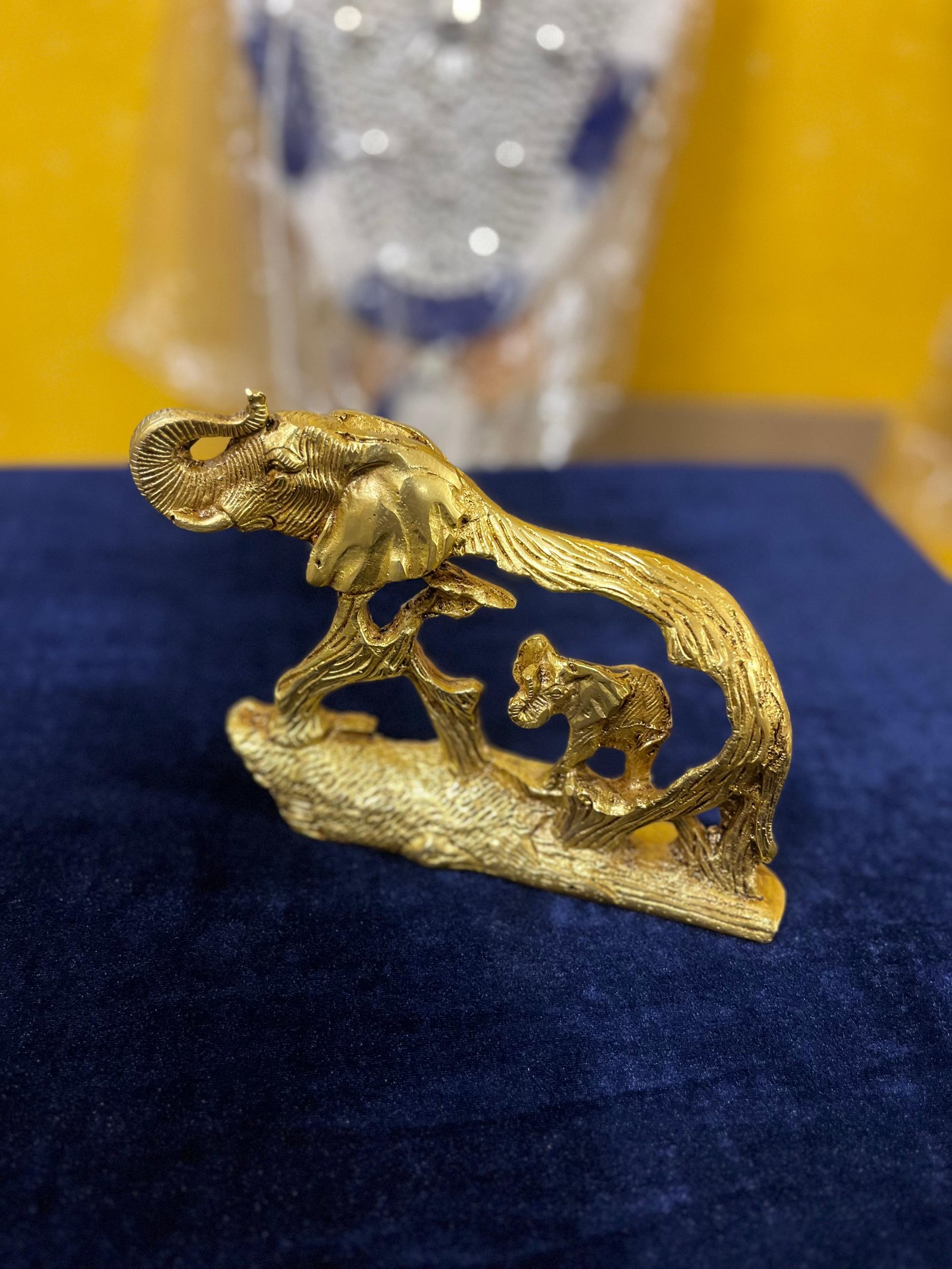 Elephant Artifact Decorative Showpiece for Home & Office Décor