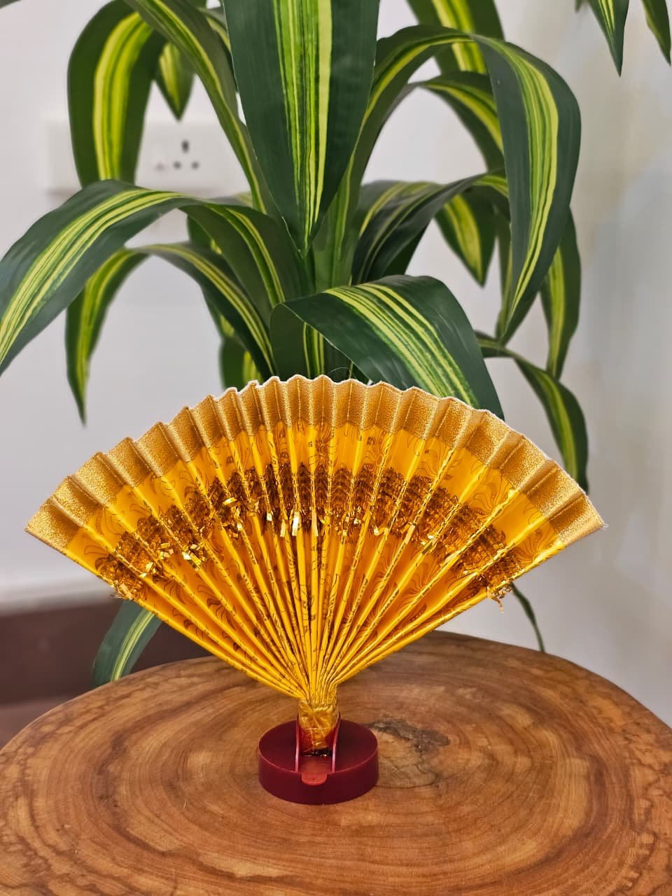 Yellow Thiru Udayada with Stand – Golden Work Pooja Cloth