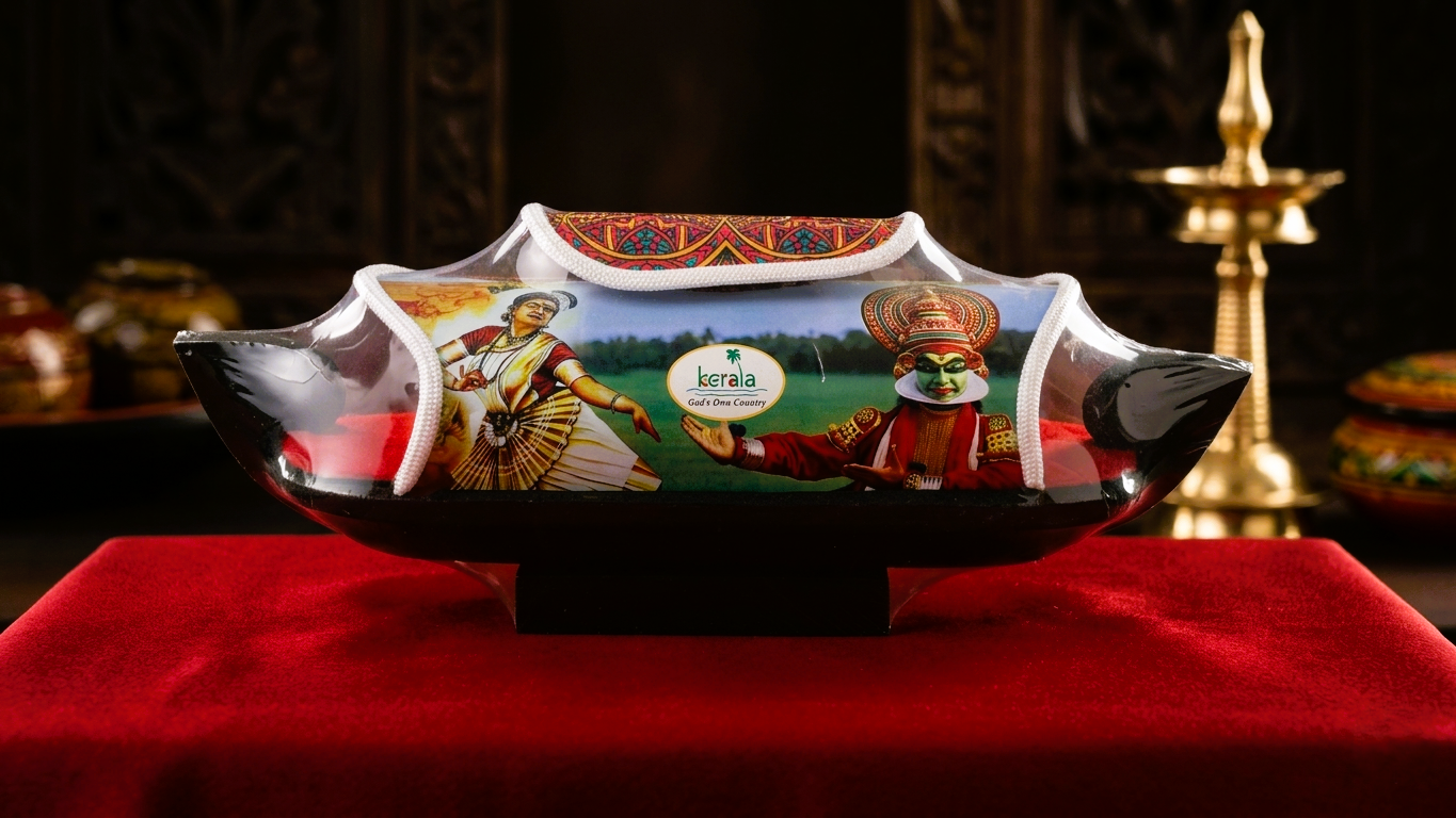 Kerala Houseboat Showpiece – Kerala art Handcrafted Décor