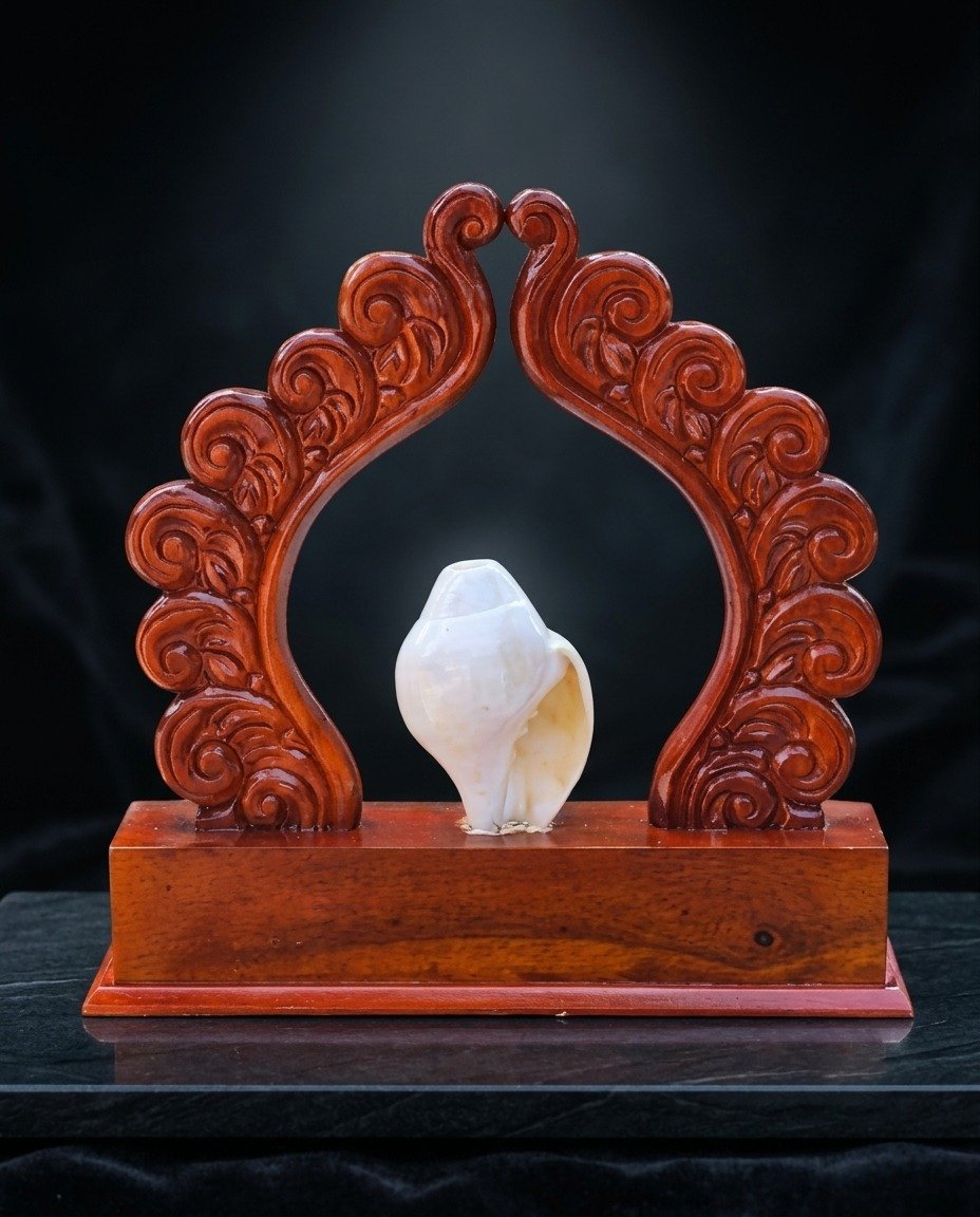 Premium Mahogany Wood Memento with Central Shankh – 50 cm Handcrafted Wooden Trophy | Spiritual Award & Home Decor Gift by Mannar Craft