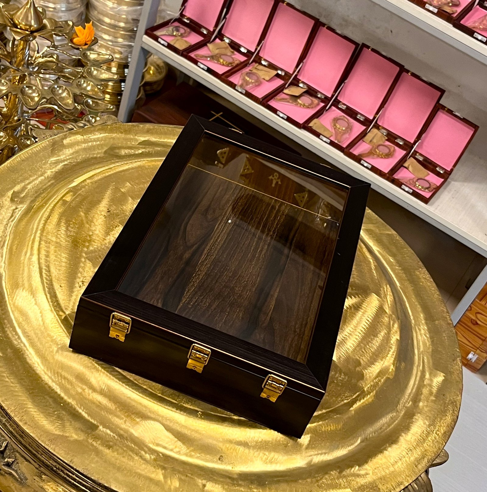 Premium Saree Organiser – Elegant Saree Storage Solution