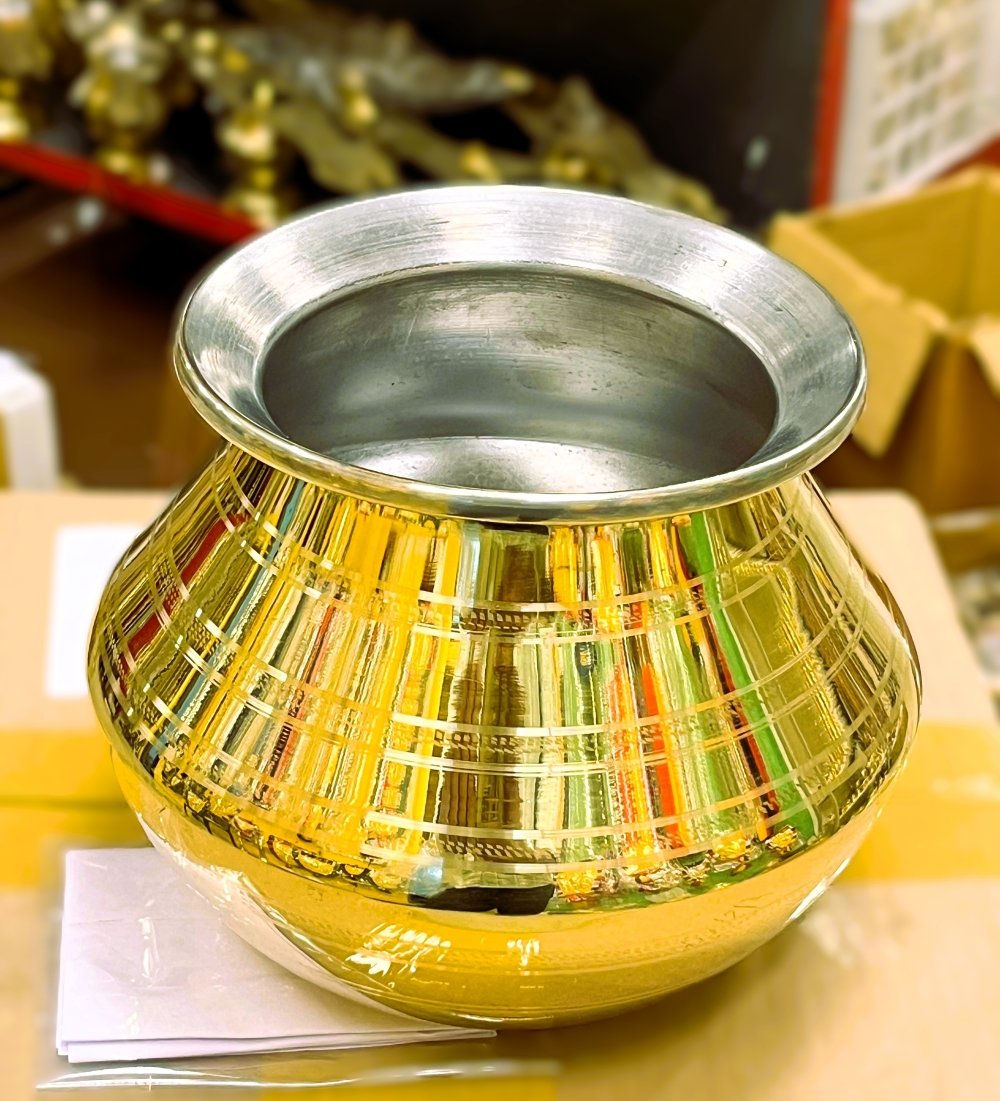 Brass Pongal Pot – Traditional Tin Coated Vessel
