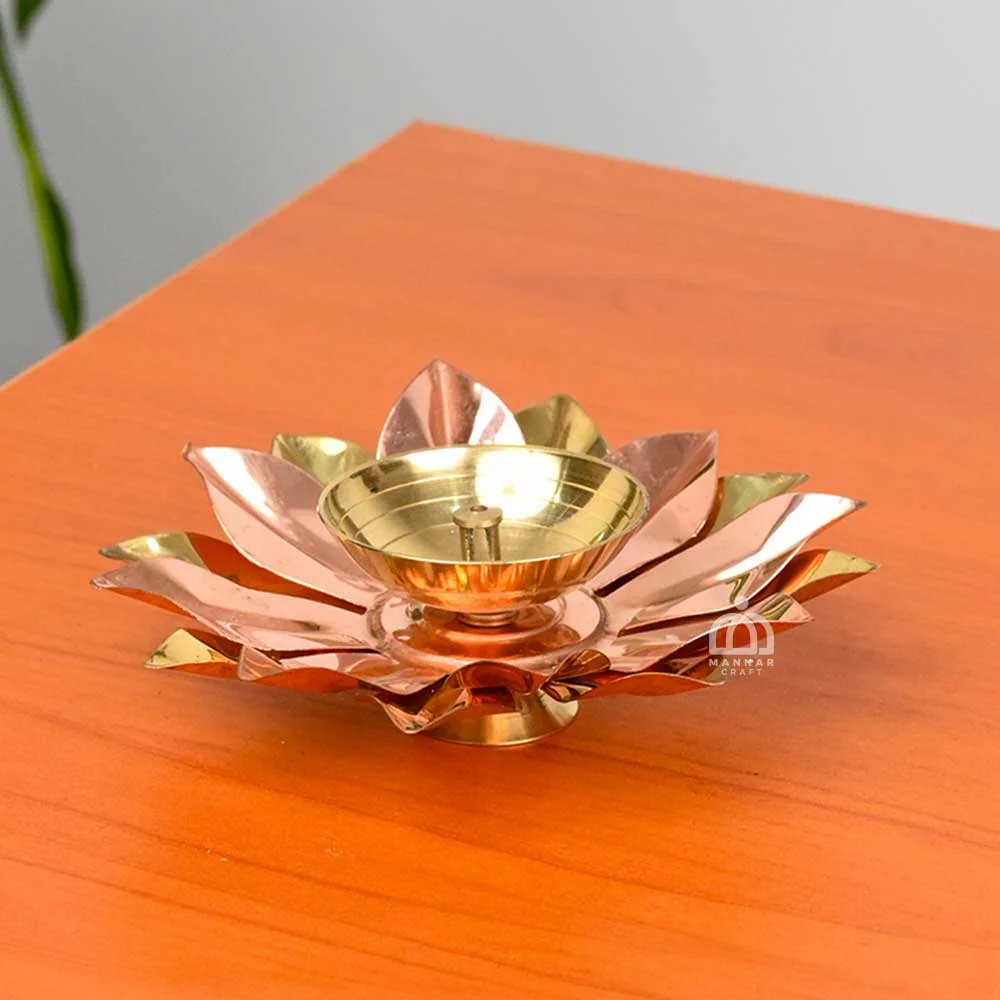 Brass Lotus Shape Akhand Diya in a Window Gift Box – Kamal Patta Oil Lamp/Deepak set 
