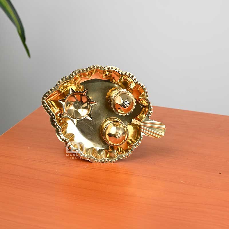 Brass Pooja Thali Set with Leaf-Shaped Base, Kumkum Box, Diya & Agarbatti Stand – Traditional Hindu Worship Plate for Pooja, Festivals & Home Decor