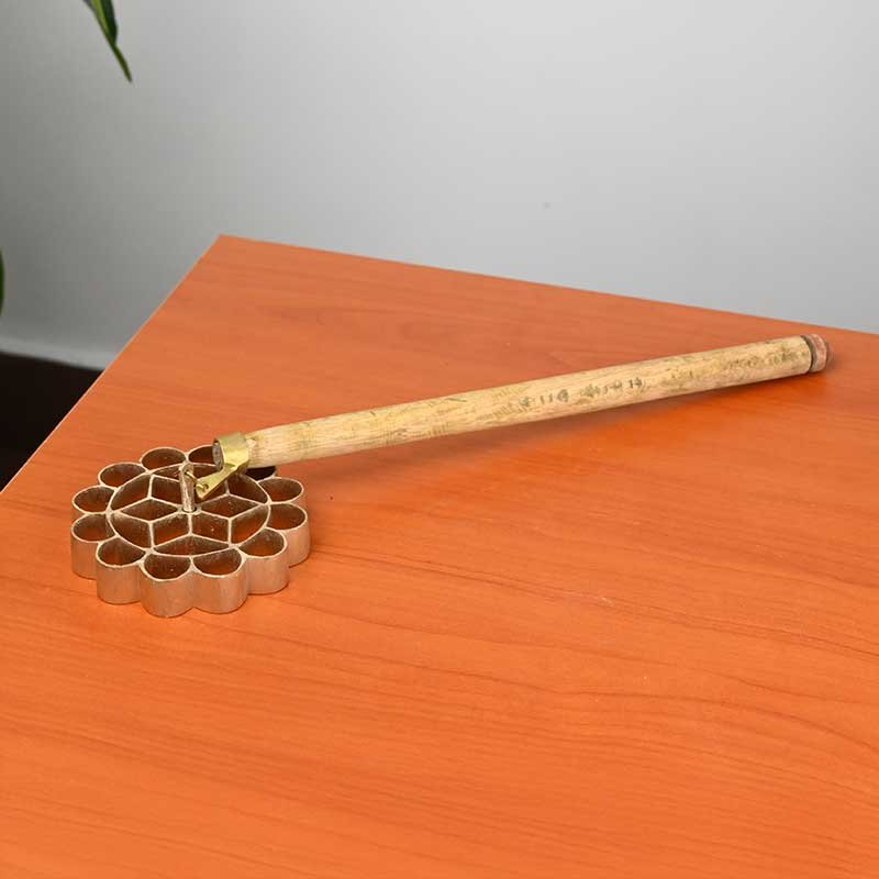 Authentic Bronze Achappam Maker – Traditional Achu for Perfect Rosette Cookies