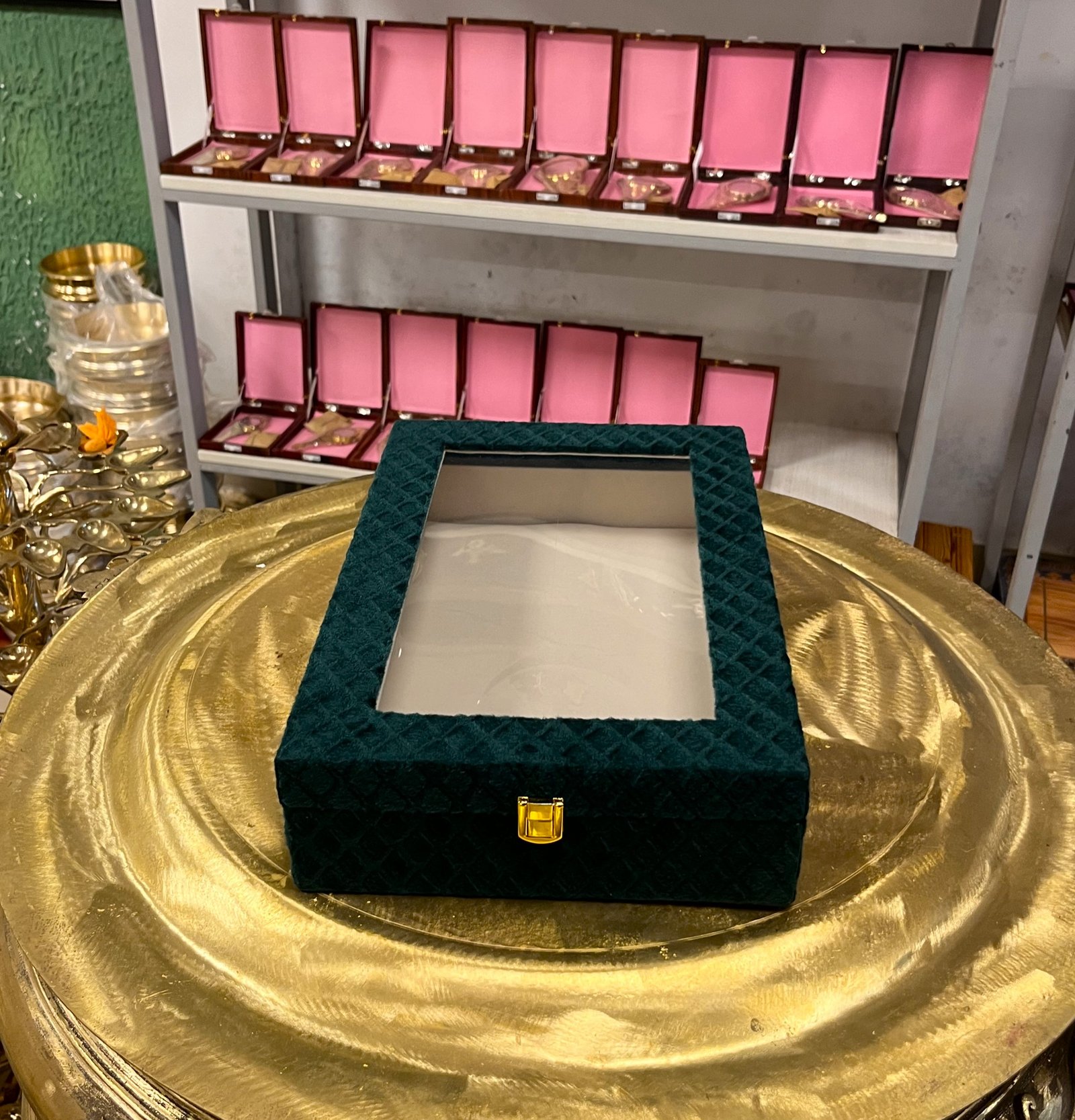 Velvet Saree Box – Elegant Saree Storage & Gift Box